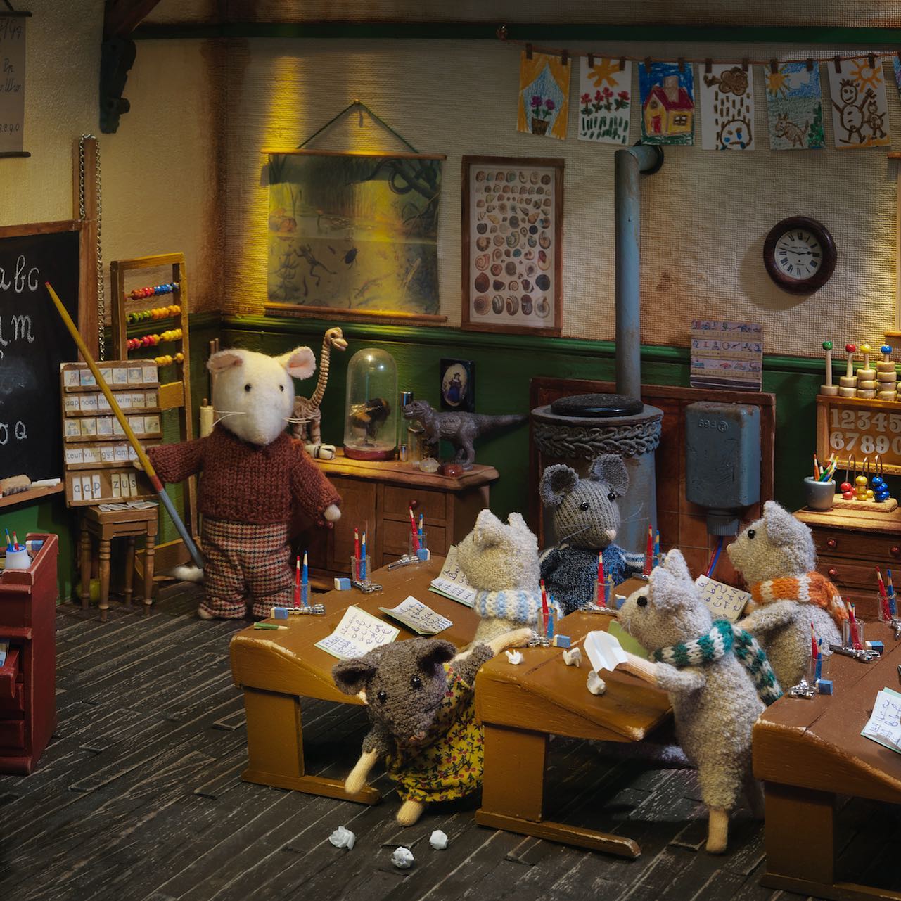 Pack: Un Día de Clase con Julia y Ella