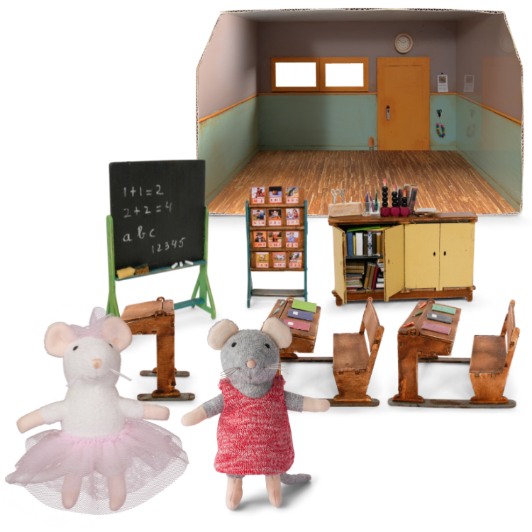 Pack: Un Día de Clase con Julia y Ella