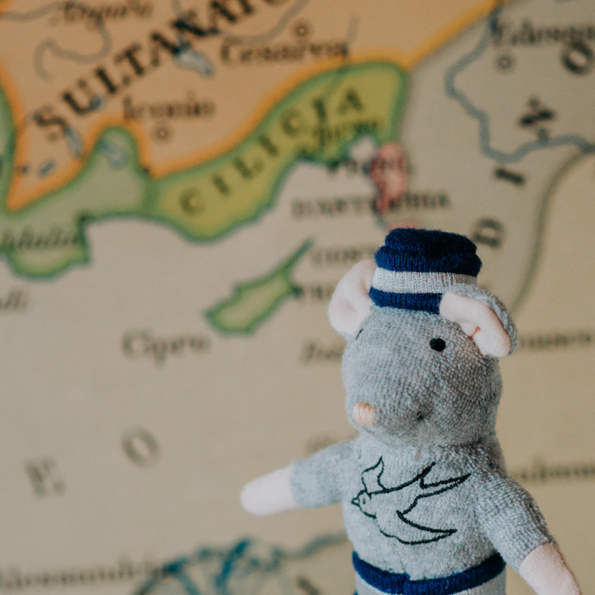 Peluche Raton – El Abuelo Marinero